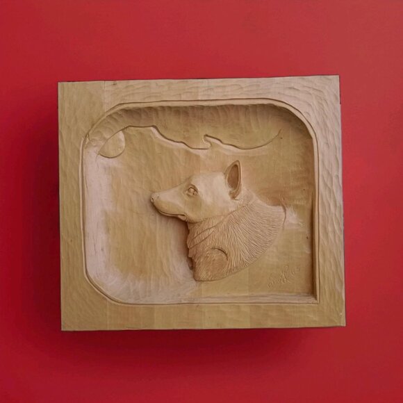 Bas relief en bois - signé David 85 - art populaire canadien représente chien - Picture 1 of 6